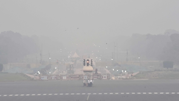 Первая "Башня смога" открылась в столице Индии