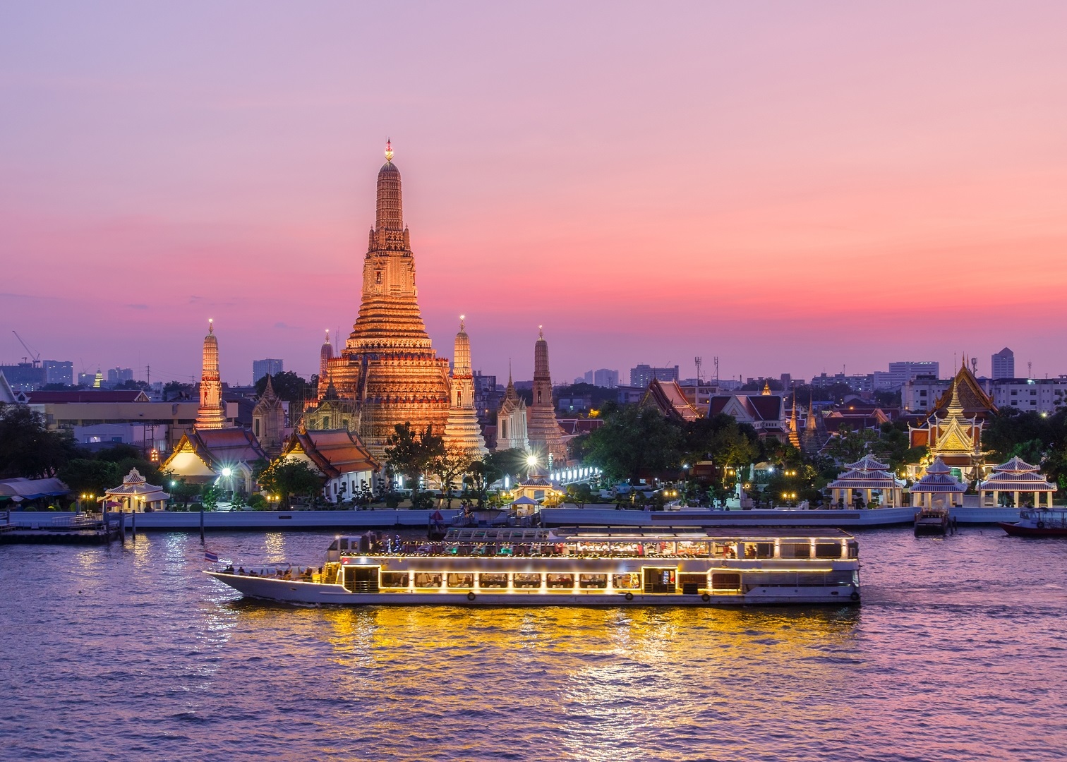Святопрестольный великий град - столица таиланда.