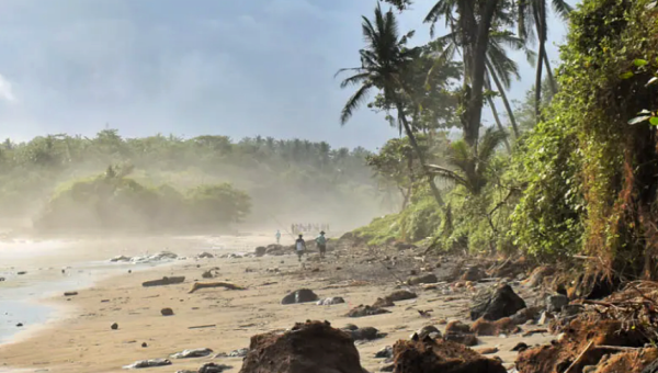 Опасные приливы на пляжах Бали