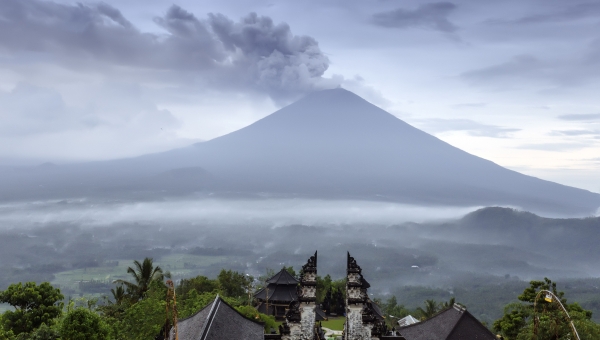 Организаторы экскурсий на Бали пытаются обойти ограничения